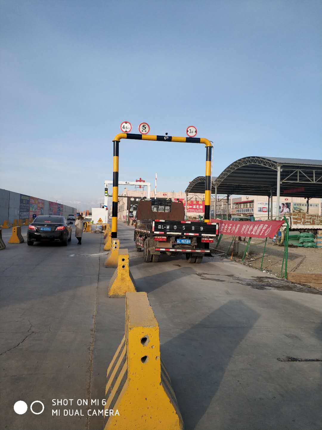 具备十大优势的IWILDT 大型物流安检机在新疆市场火成这样了！