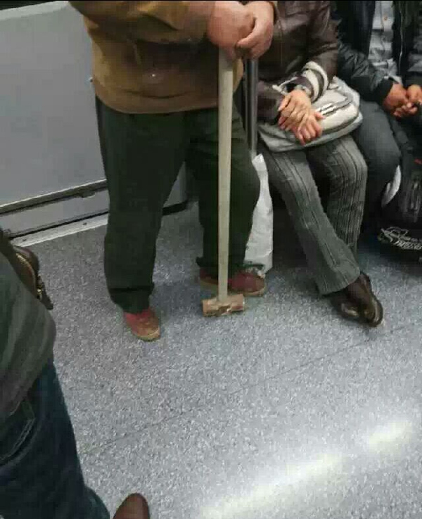 上海地铁2.jpg